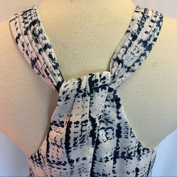 NWT Paraphrase Blue white cross back tank top blouse size medium - Picture 4 of 7